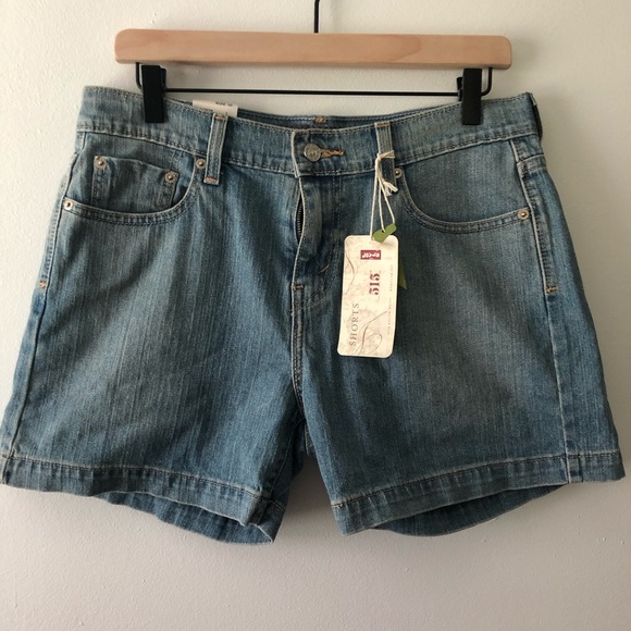 Levi's Pants - NWT Levi’s 515 Women’s Denim Shorts